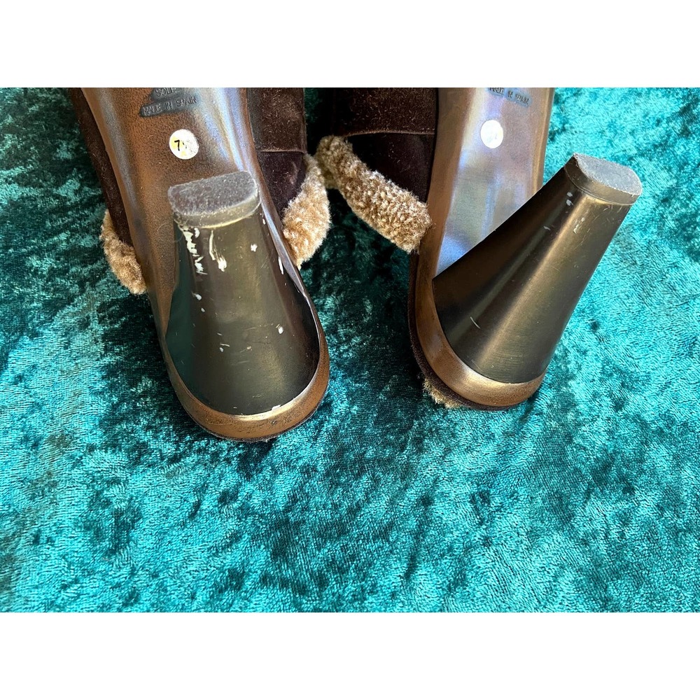 Stuart Weitzman Sherpa Clog Mule 7.5 - image 7